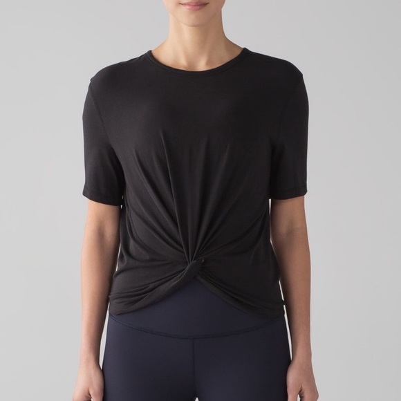 lululemon twist front top